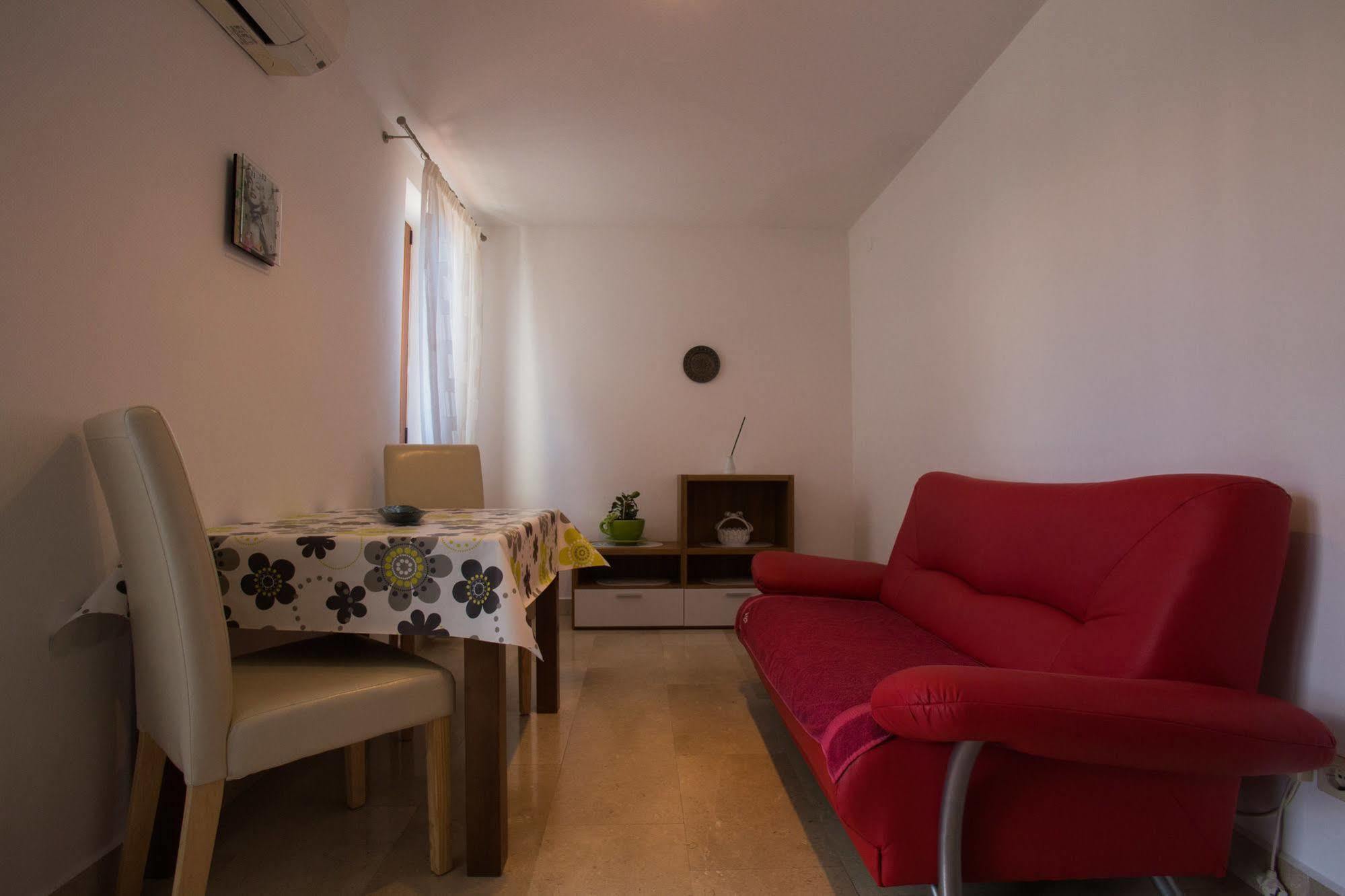 Guesthouse Santin Rovinj Ngoại thất bức ảnh