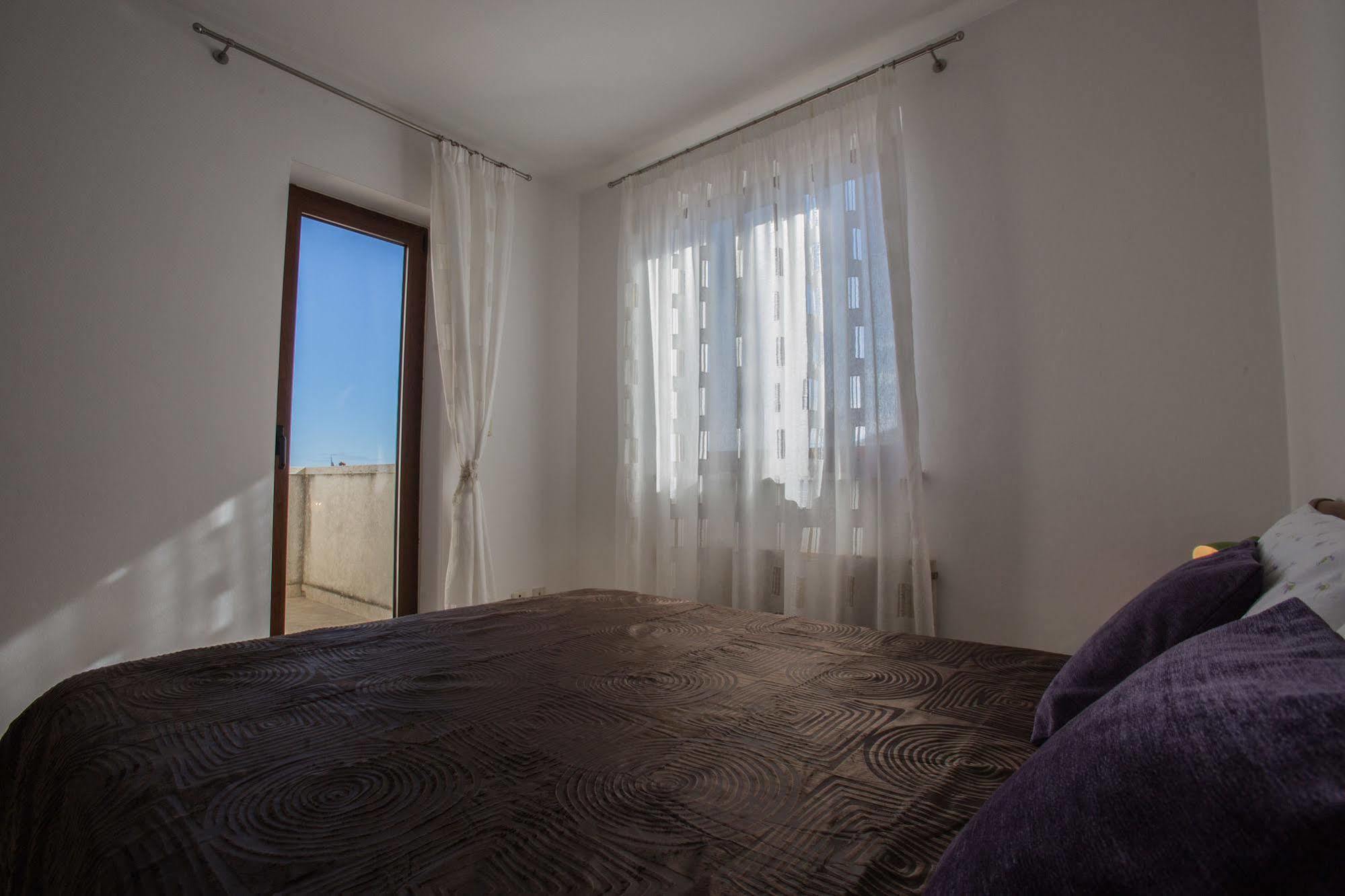 Guesthouse Santin Rovinj Ngoại thất bức ảnh